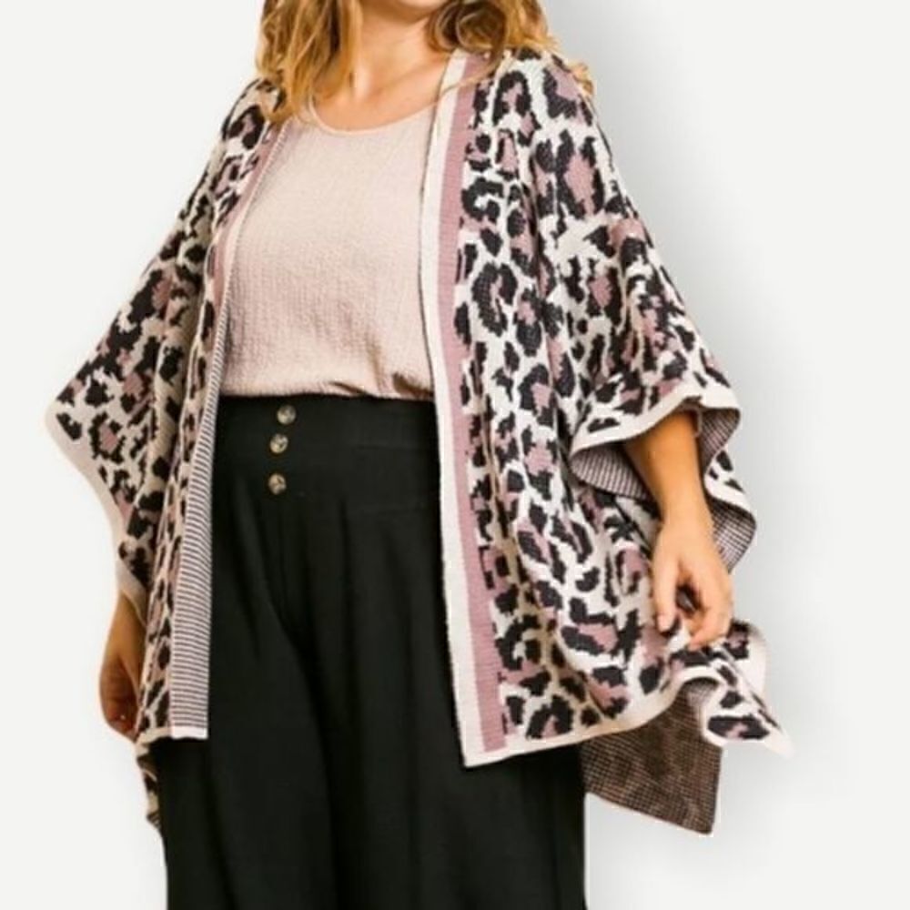 Umgee Animal Print Poncho Sweater Small Medium - Picture 6 of 13